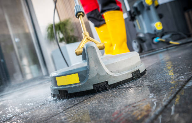 Best Garage Pressure Washing  in Lightstreet, PA